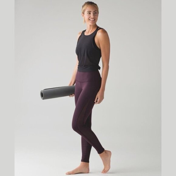Lululemon Deep‎ Breath Tights in Black  Cherry Size 2 - Picture 10 of 10